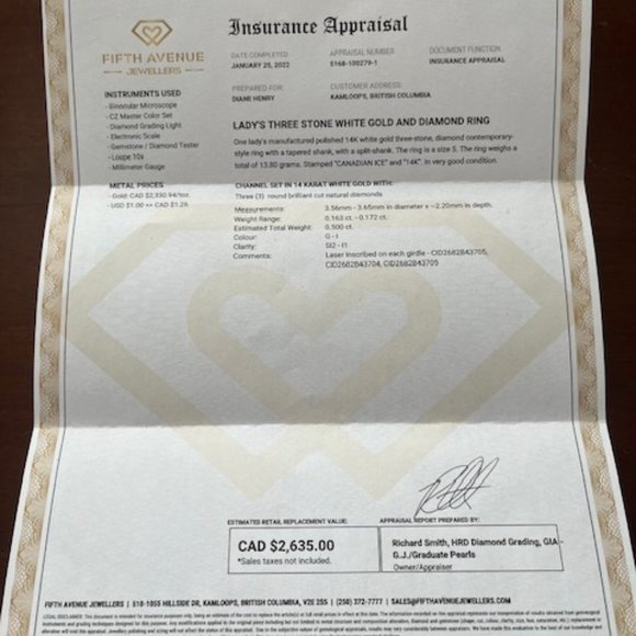 Canadian Ice 3 stone diamond ring. - Picture 4 of 6